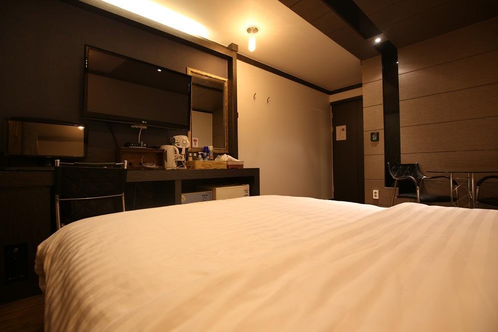 Hera Motel แทจ็อน ภายนอก รูปภาพ